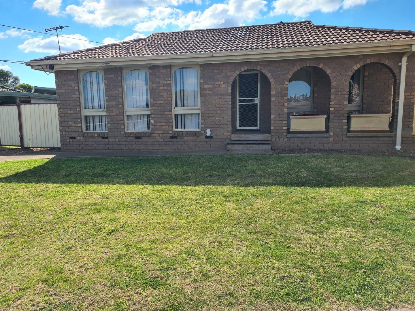 10 Peterborough Crescent, Deer Park VIC 3023 House For Rent 350