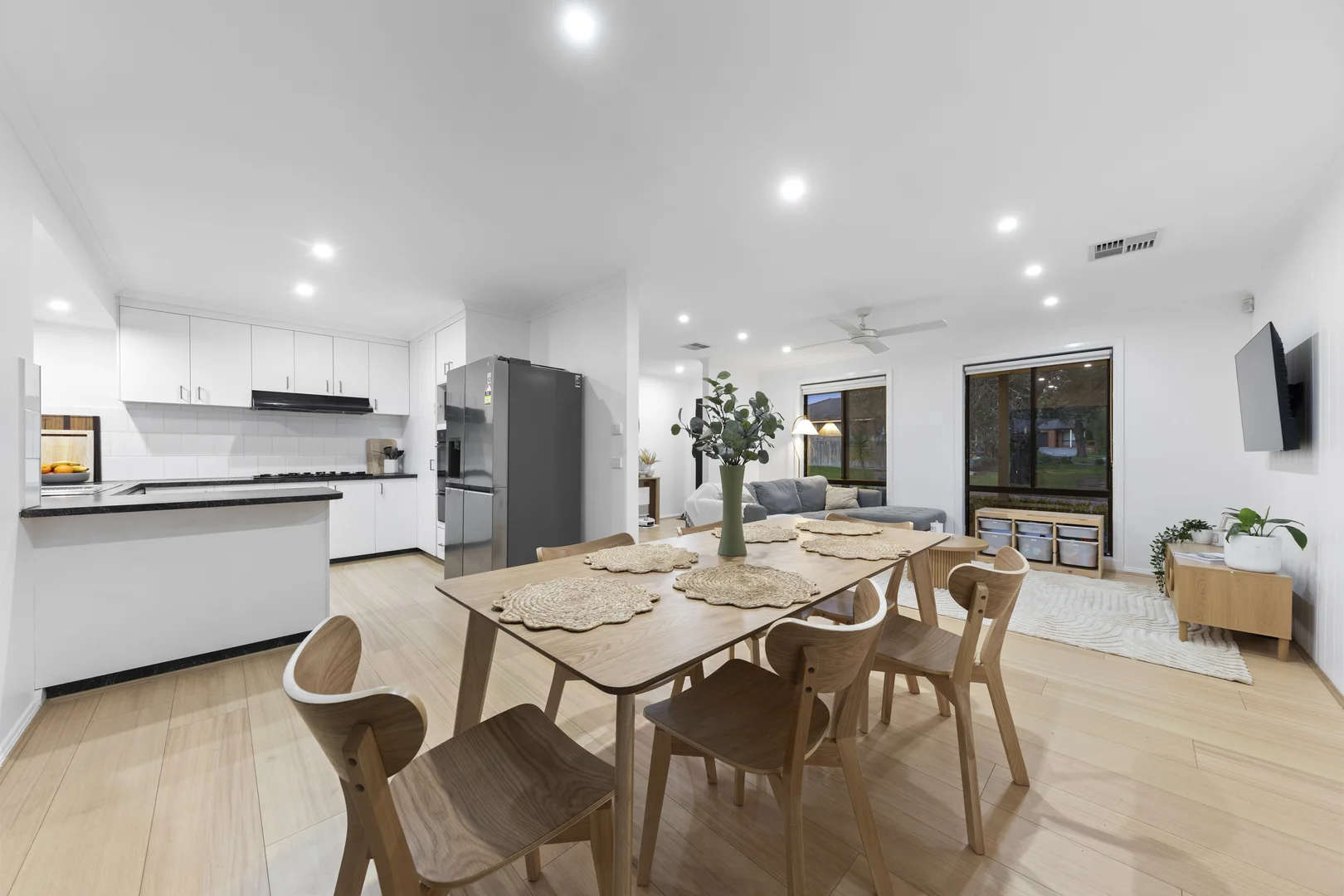 Additional image 4 of 43 Leigh Drive, Pakenham VIC 3810