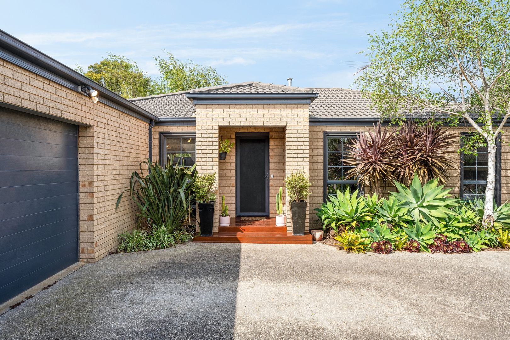 2/43 Fogarty Avenue, Highton VIC 3216, Image 1