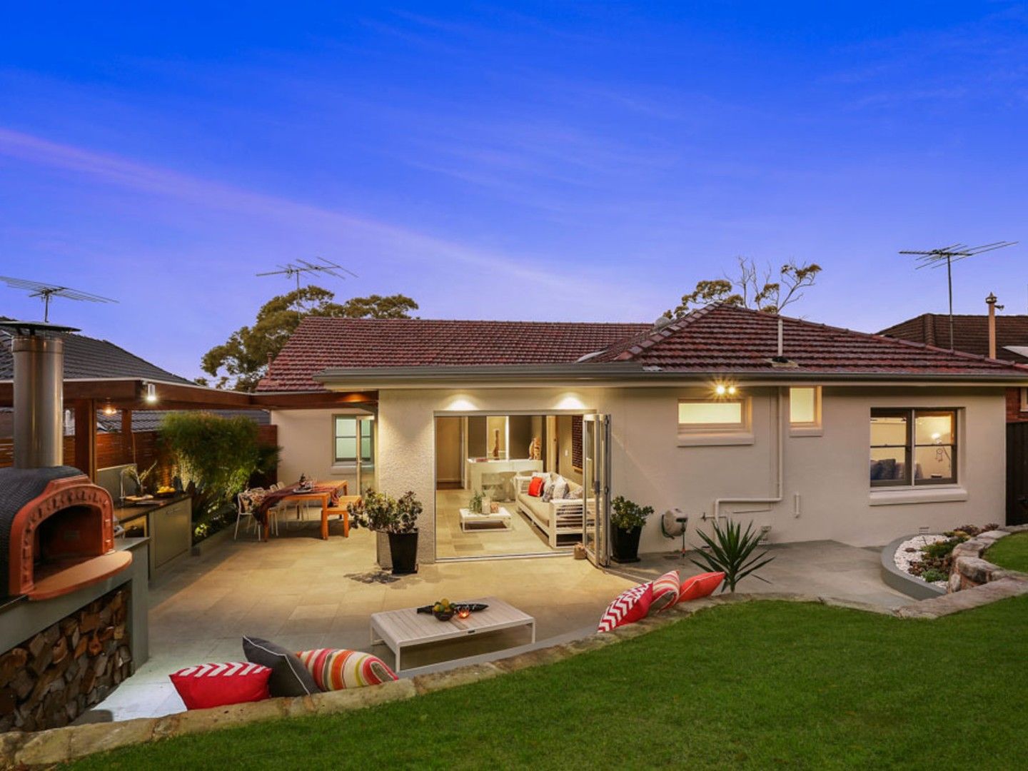 3 bedrooms House in 36 Kyle Parade KYLE BAY NSW, 2221