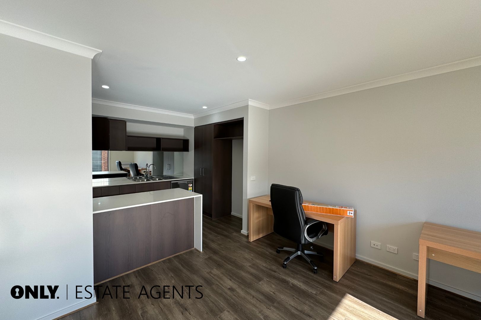 83 Viewbright Road, Clyde North VIC 3978 - Townhouse For Rent | Domain