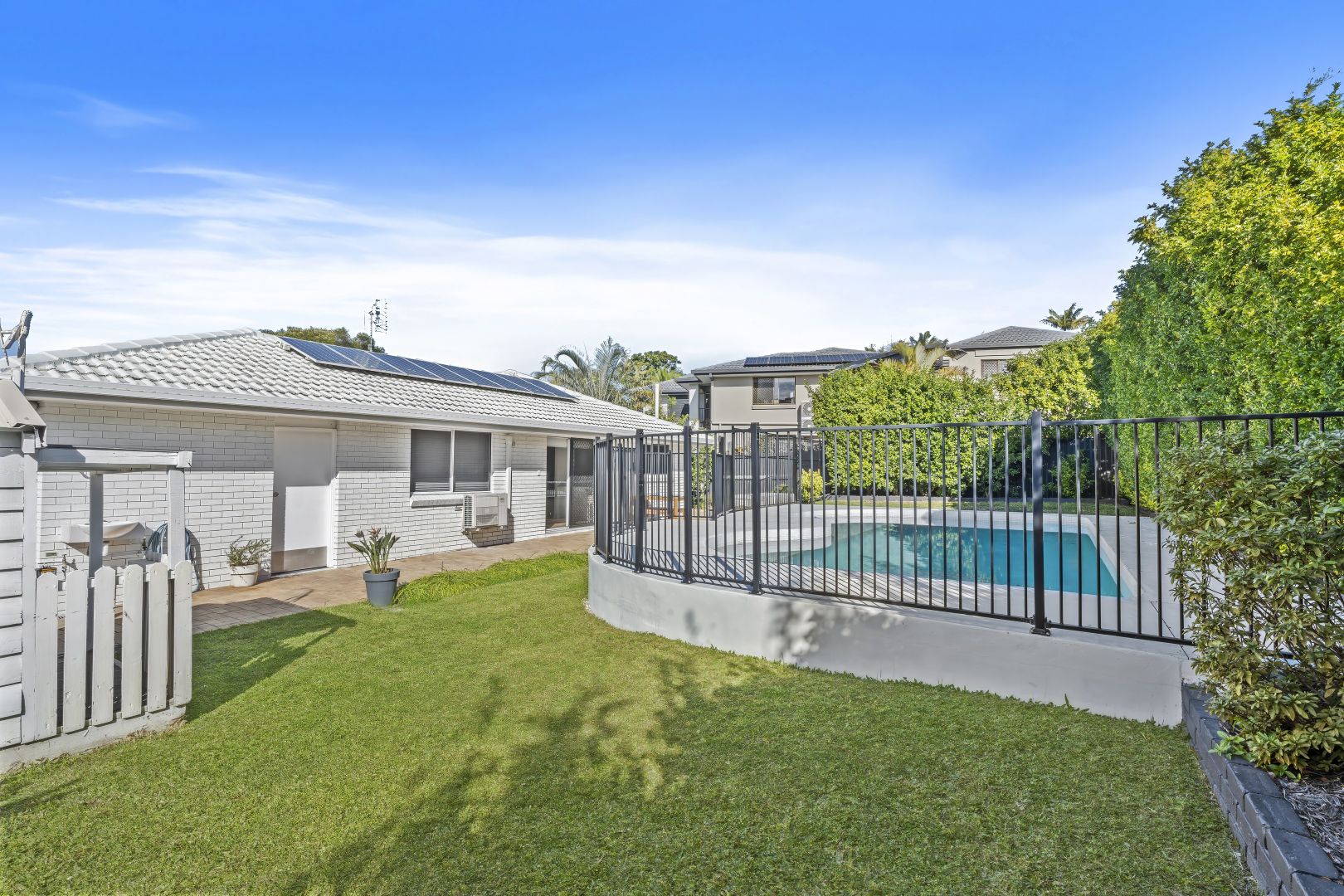 45 Lambros Drive, Benowa QLD 4217, Image 2