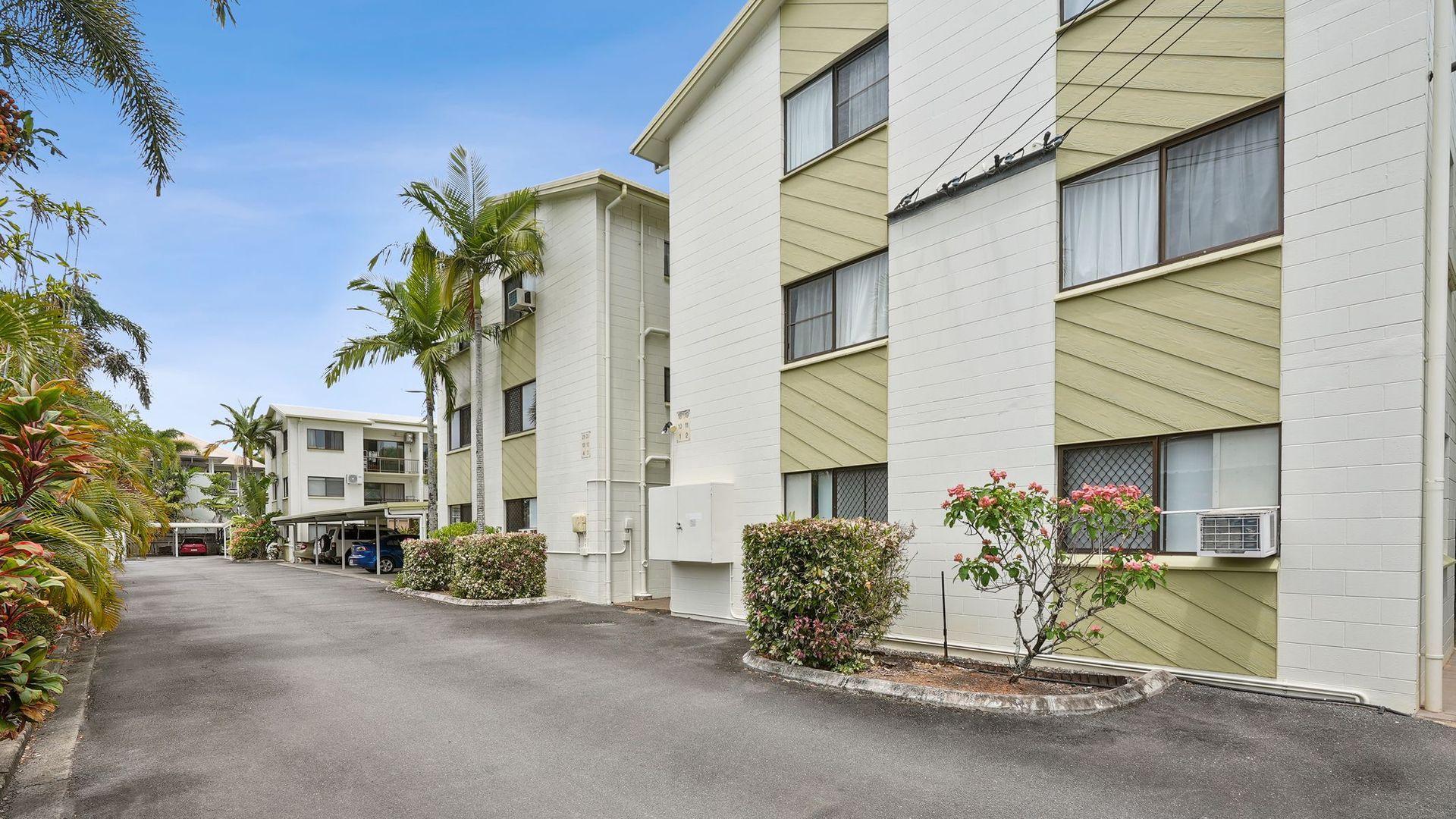 5/215-217 McLeod Street, Cairns North QLD 4870, Image 2