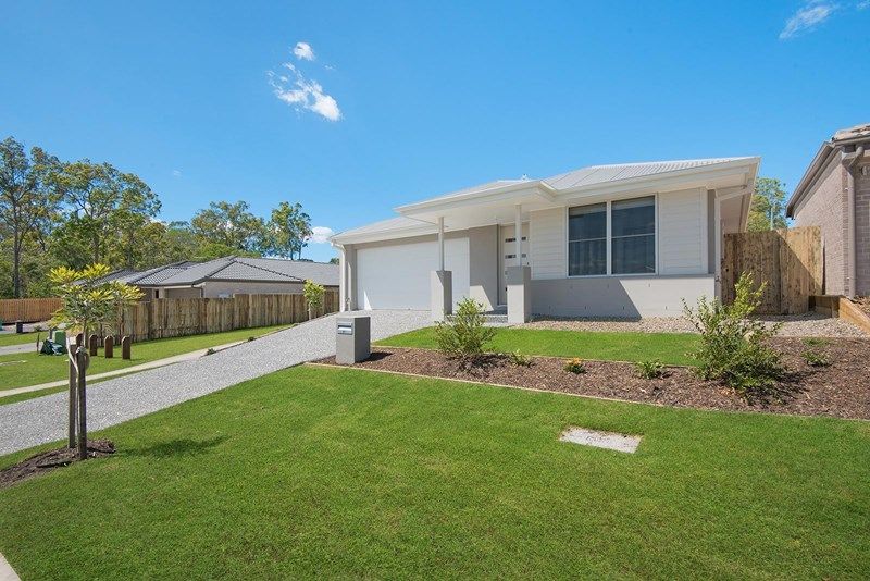 3 bedrooms House in 41 Mount Barney Crescent PARK RIDGE QLD, 4125