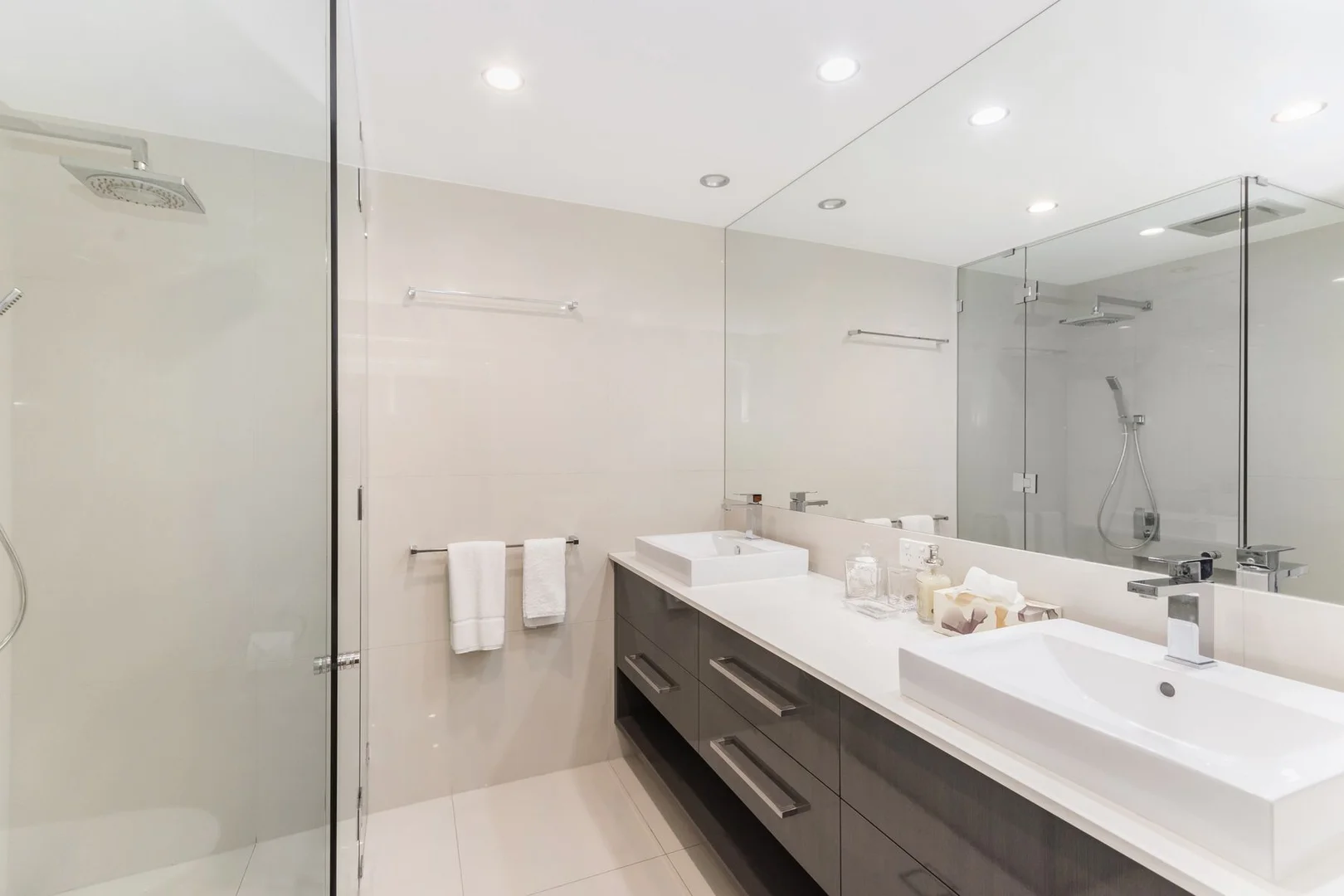 Additional image 17 of 2/219-225 Abbott Street, Cairns North QLD 4870