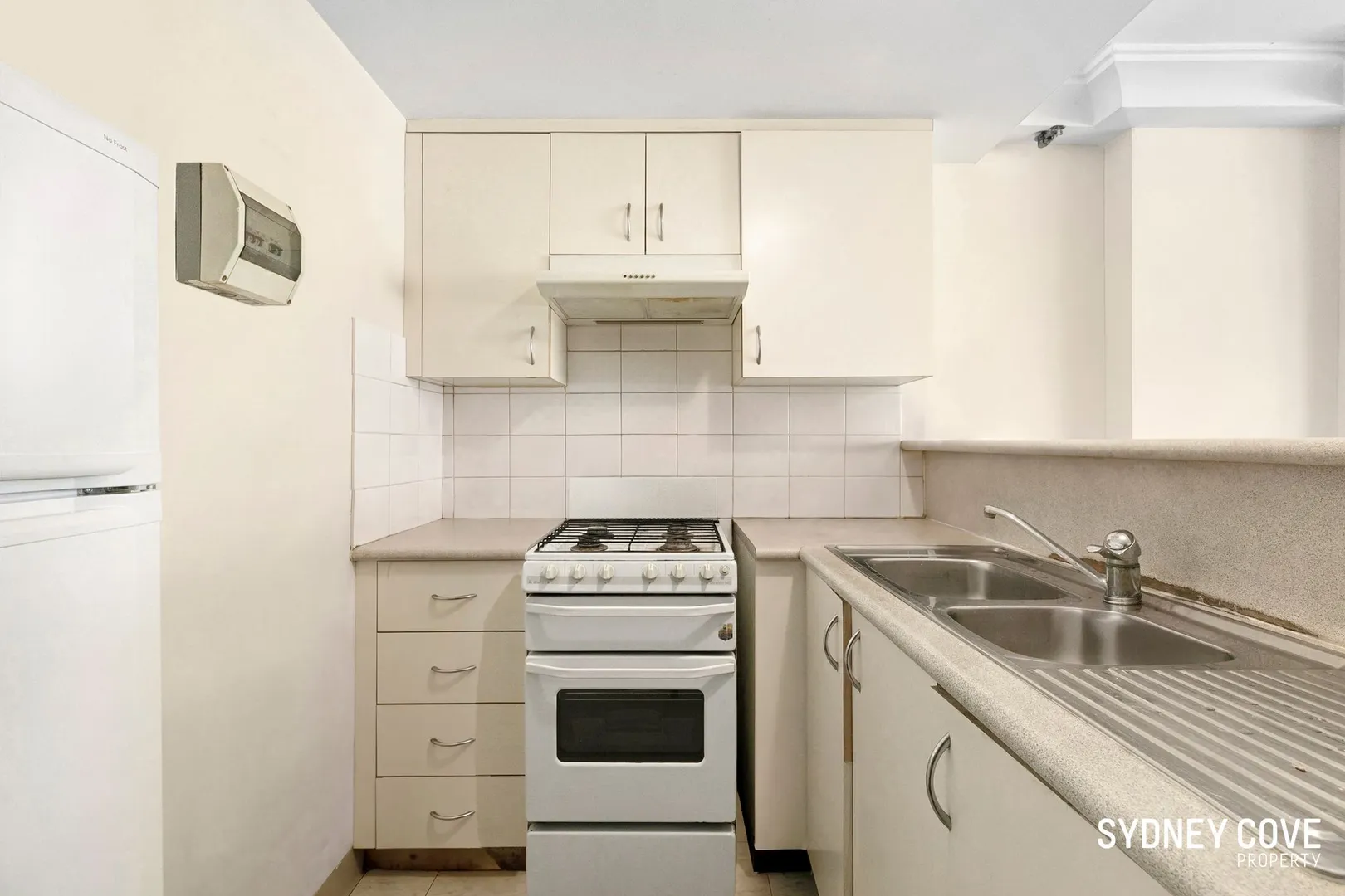 EXCEPTIONAL CBD INVESTMENT OPPORTUNITY OR CITY PAD – pohled 4