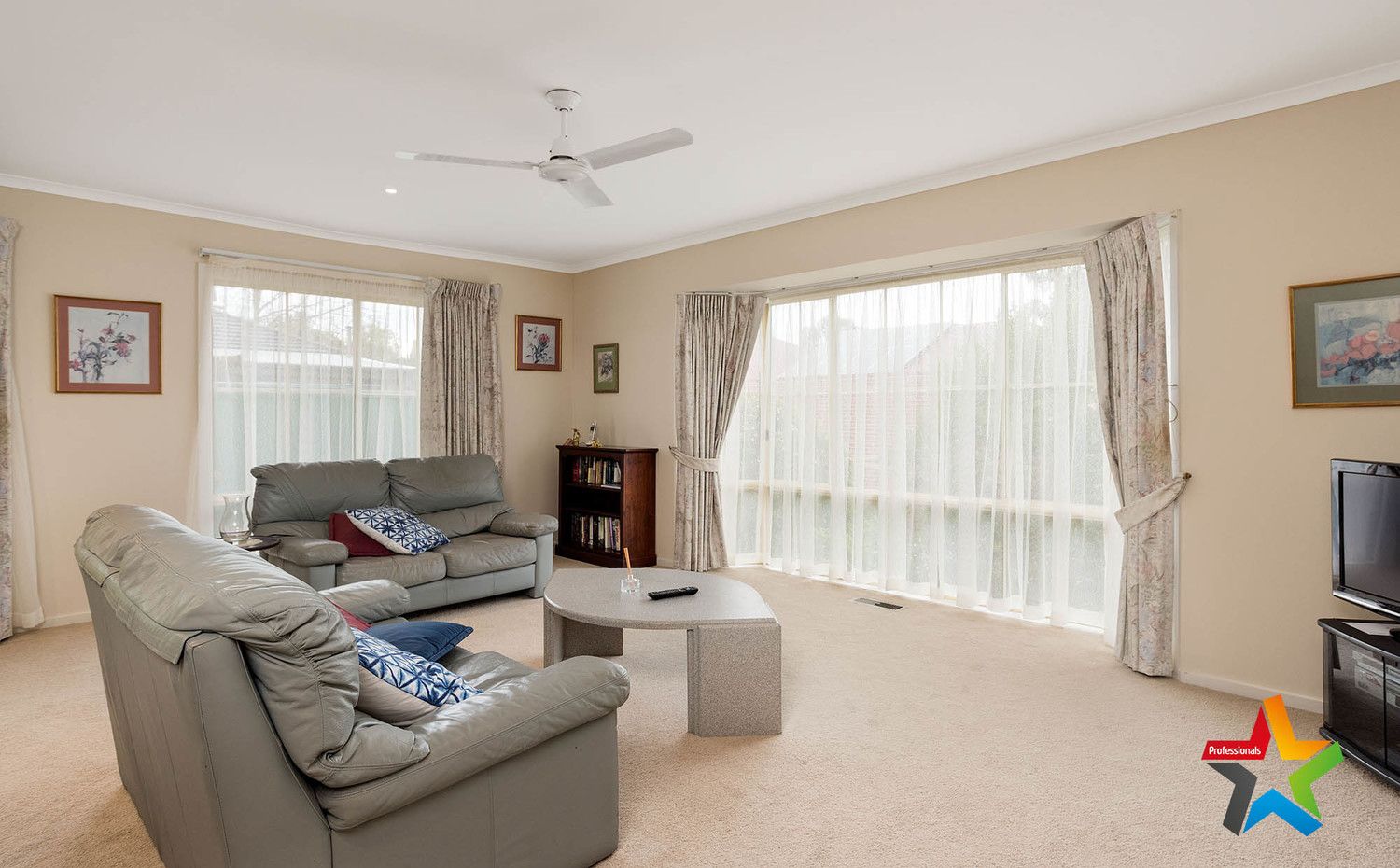 1/37a Exeter Road, Croydon North VIC 3136, Image 2