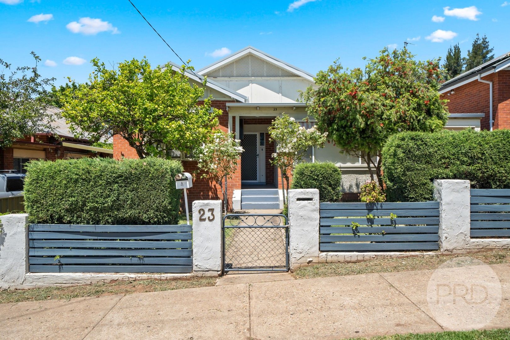 4 bedrooms House in 23 Edmondson Street TURVEY PARK NSW, 2650