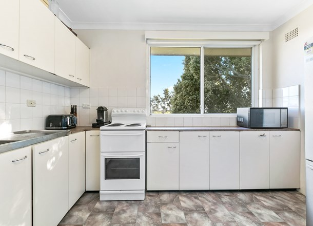 6/10 Dunkirk Avenue, Kingsgrove NSW 2208