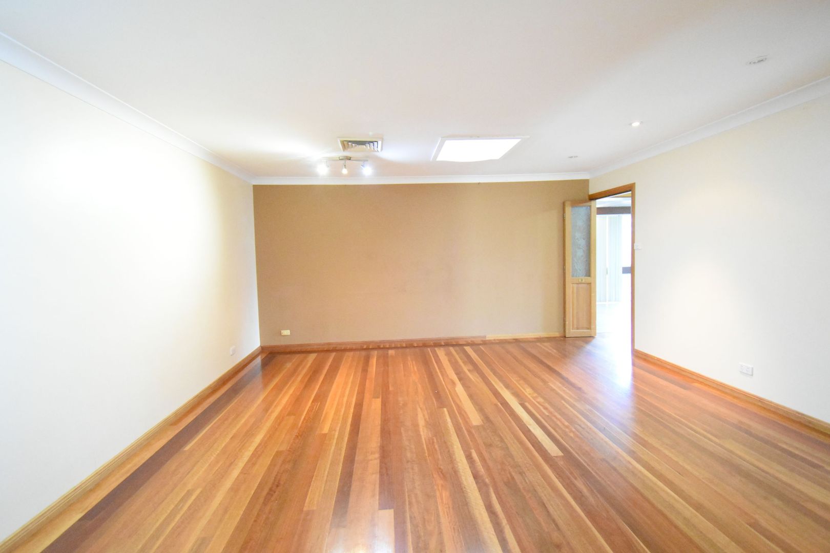 1 The Knoll, Lansvale NSW 2166, Image 1