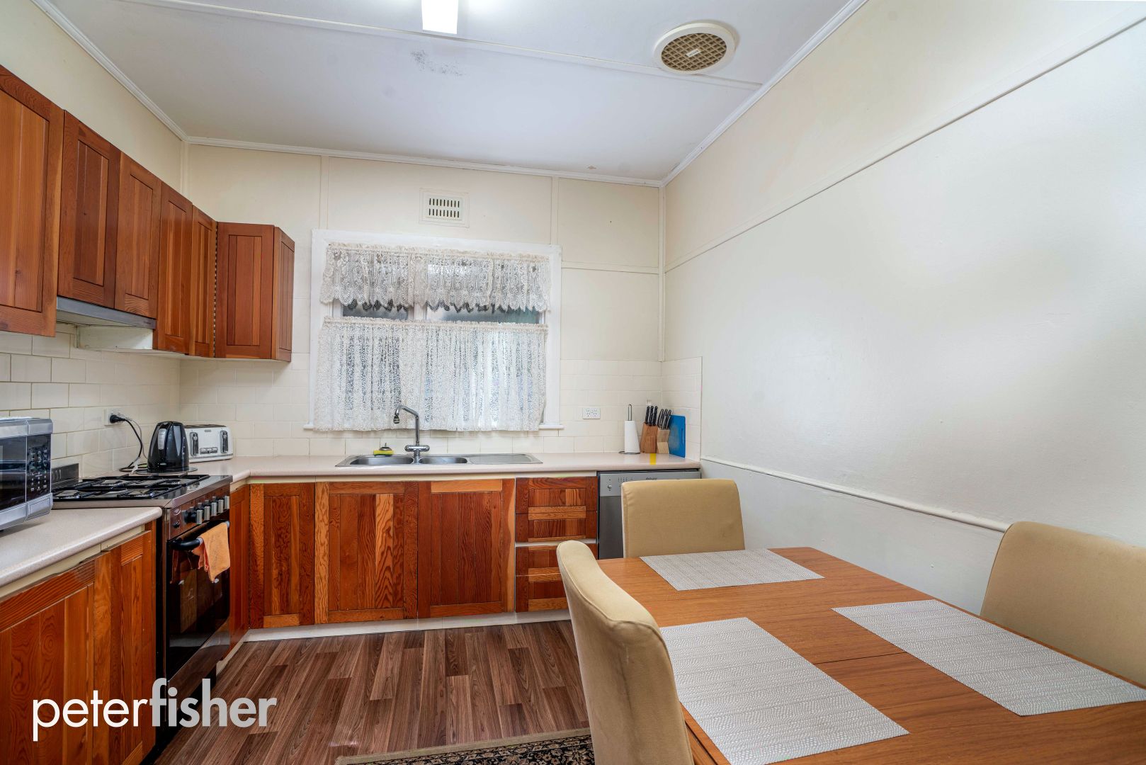 24 Tynan Street, Orange NSW 2800, Image 2