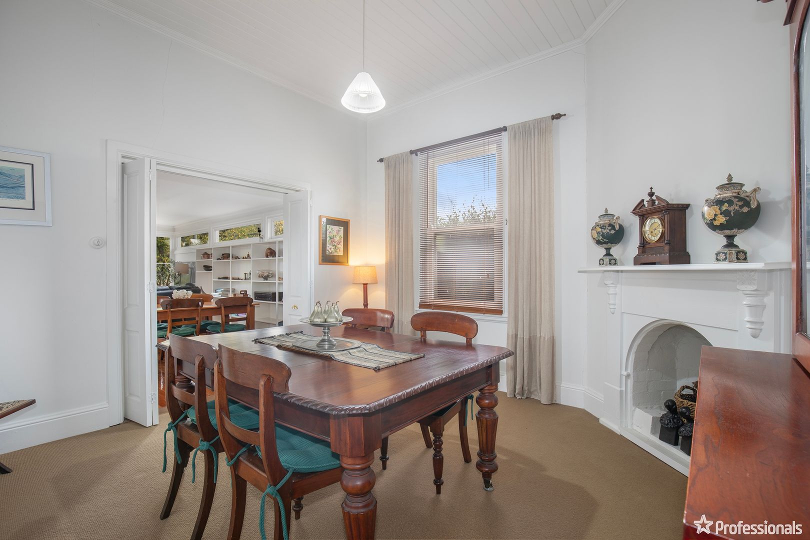 145 Barney Street, Armidale NSW 2350, Image 2