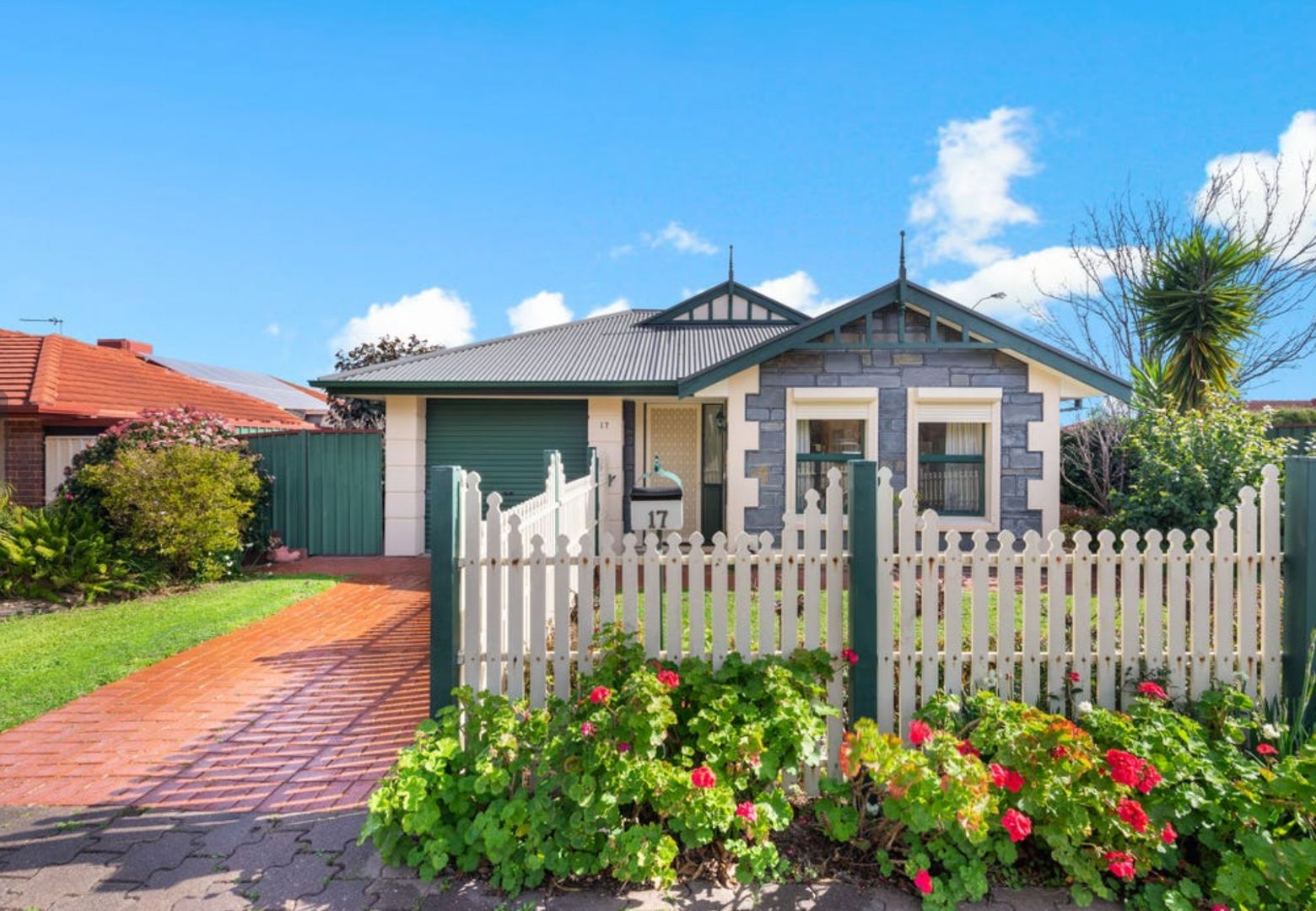 17 Hawkins Avenue, Hillcres Property History & Address Research Domain
