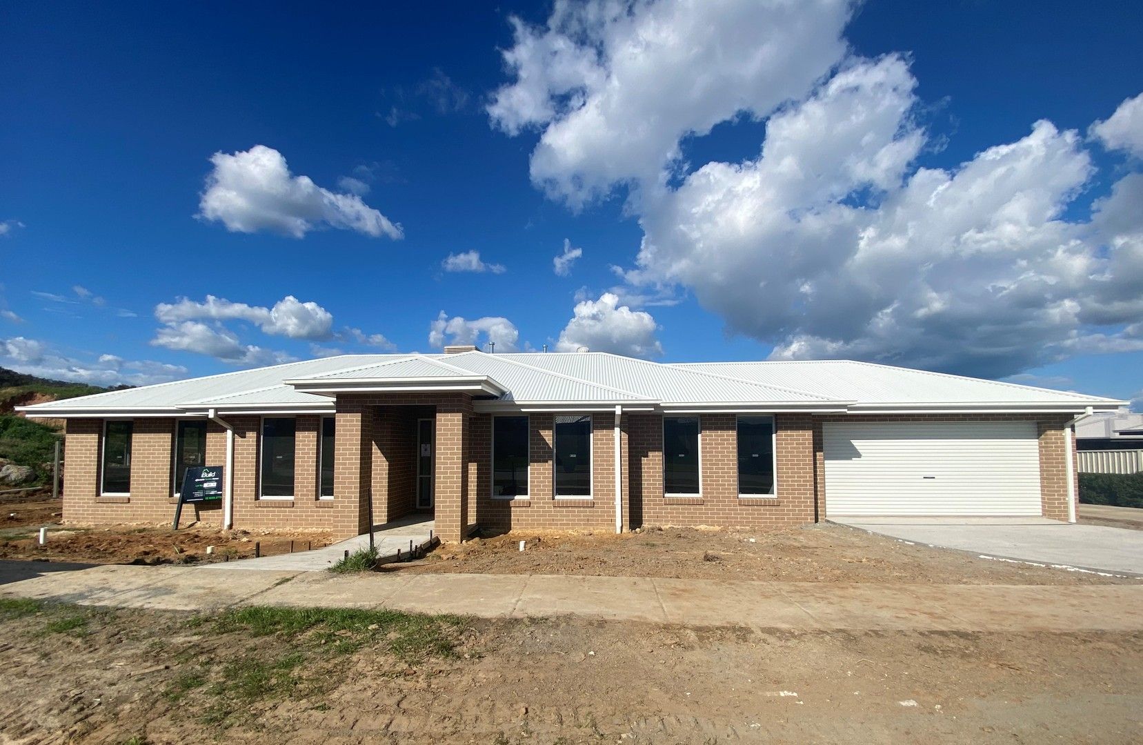 4 bedrooms Townhouse in 1/46 Hanrahan Street HAMILTON VALLEY NSW, 2641
