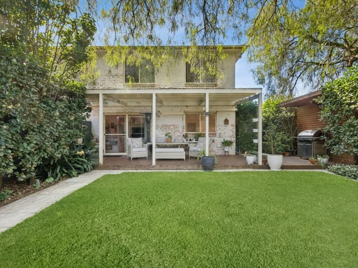 77B Lynwood Avenue, Dee Why NSW 2099