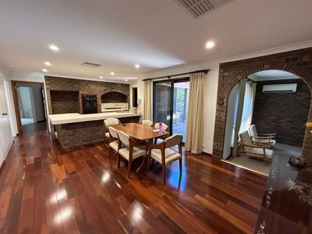 5 bedrooms House in 55 Simpson Street ARDROSS WA, 6153