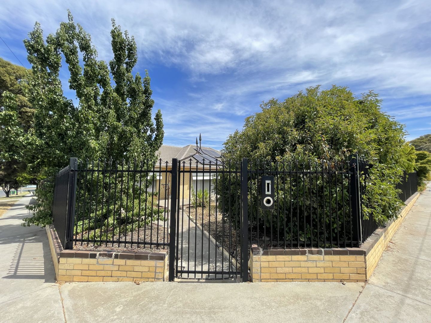 33 Burrowes Street, Golden Square VIC 3555, Image 1