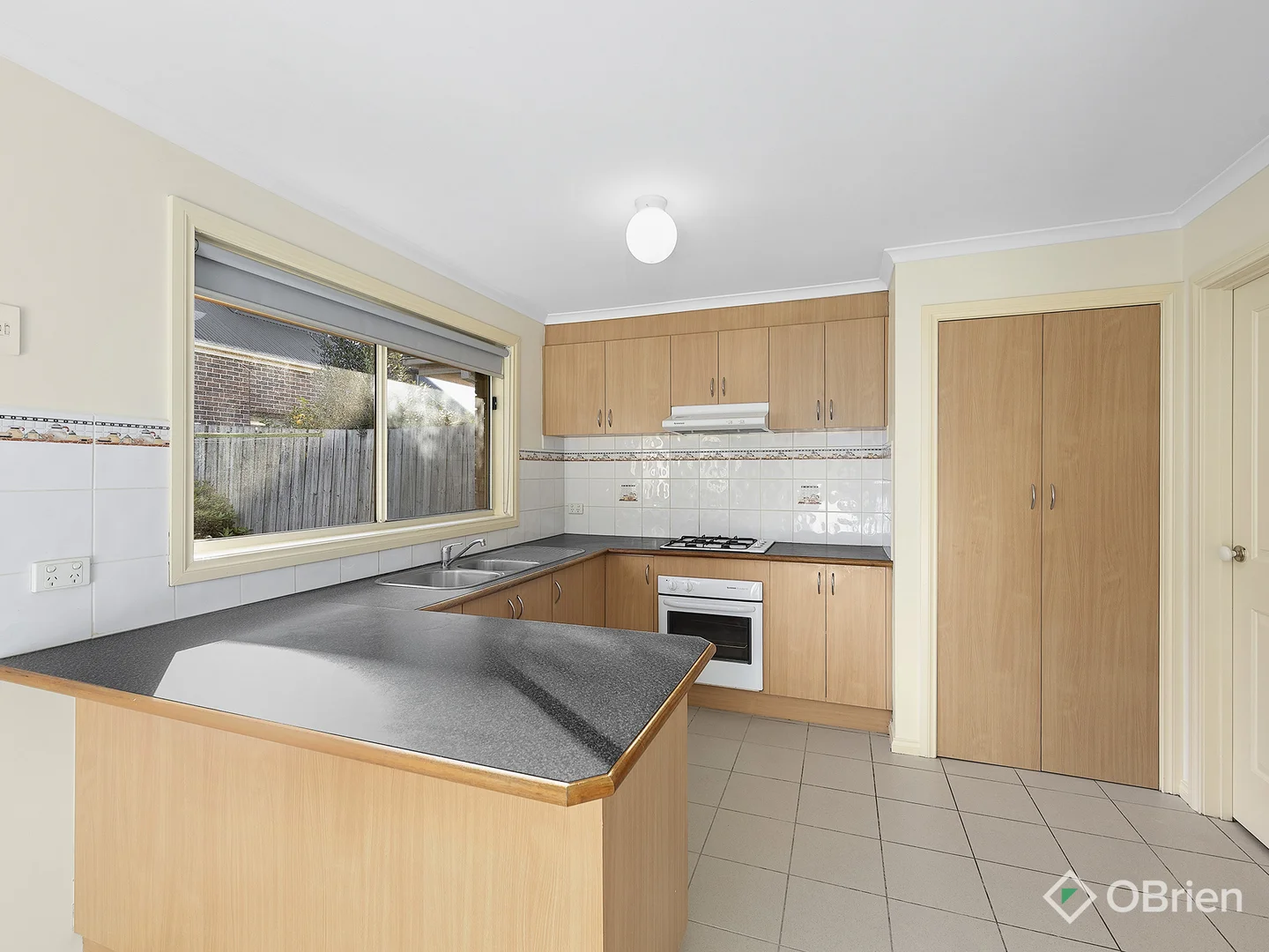 Additional image 5 of 4/19 Argyll Street, Sydenham VIC 3037
