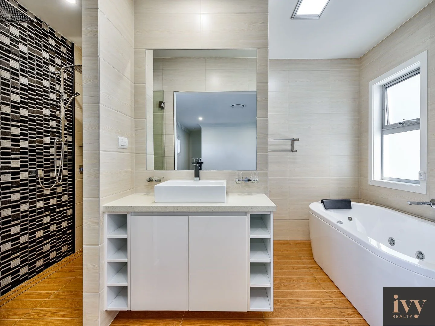 Additional image 14 of 63 Southaven Dr, Helensvale QLD 4212