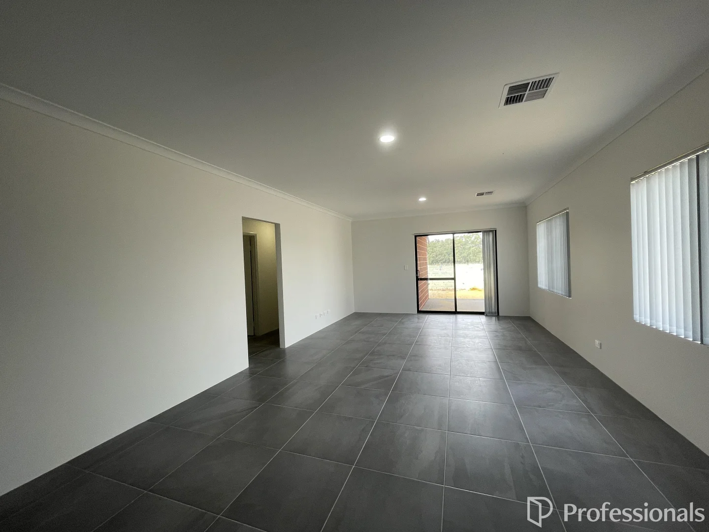 Additional image 7 of 14 Horizon Street, Wellard WA 6170