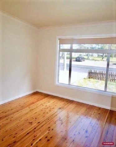 2 bedrooms House in 4 Picnic Parade ETTALONG BEACH NSW, 2257