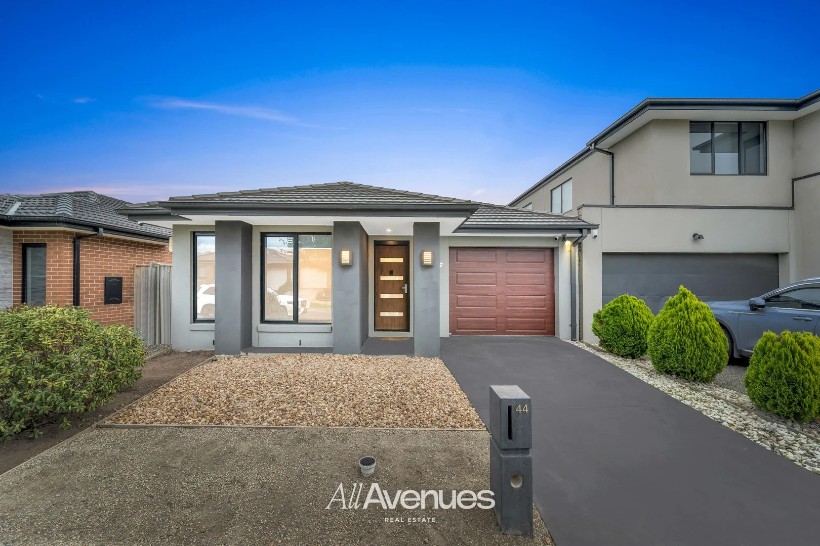 44 Pitfield Avenue, Cranbourne East VIC 3977