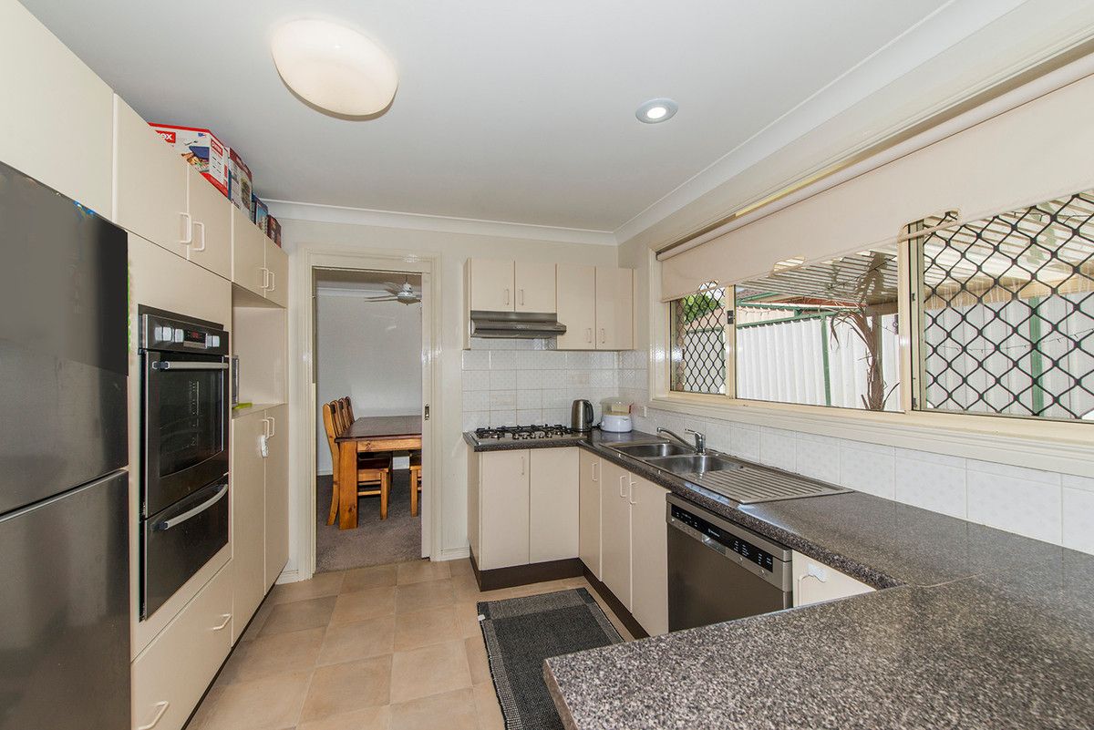 25 Ferntree Close, Glenmore Park NSW 2745, Image 2