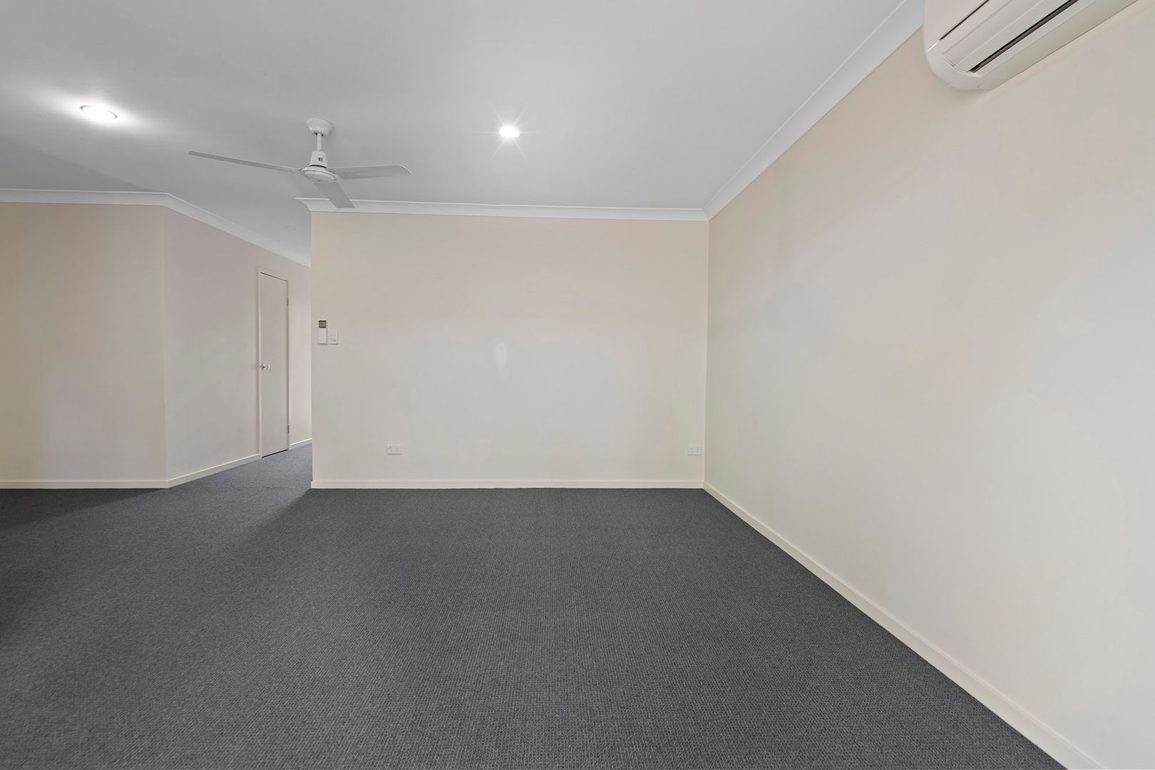 24/8 Rosegum Place, Redbank Plains QLD 4301, Image 2