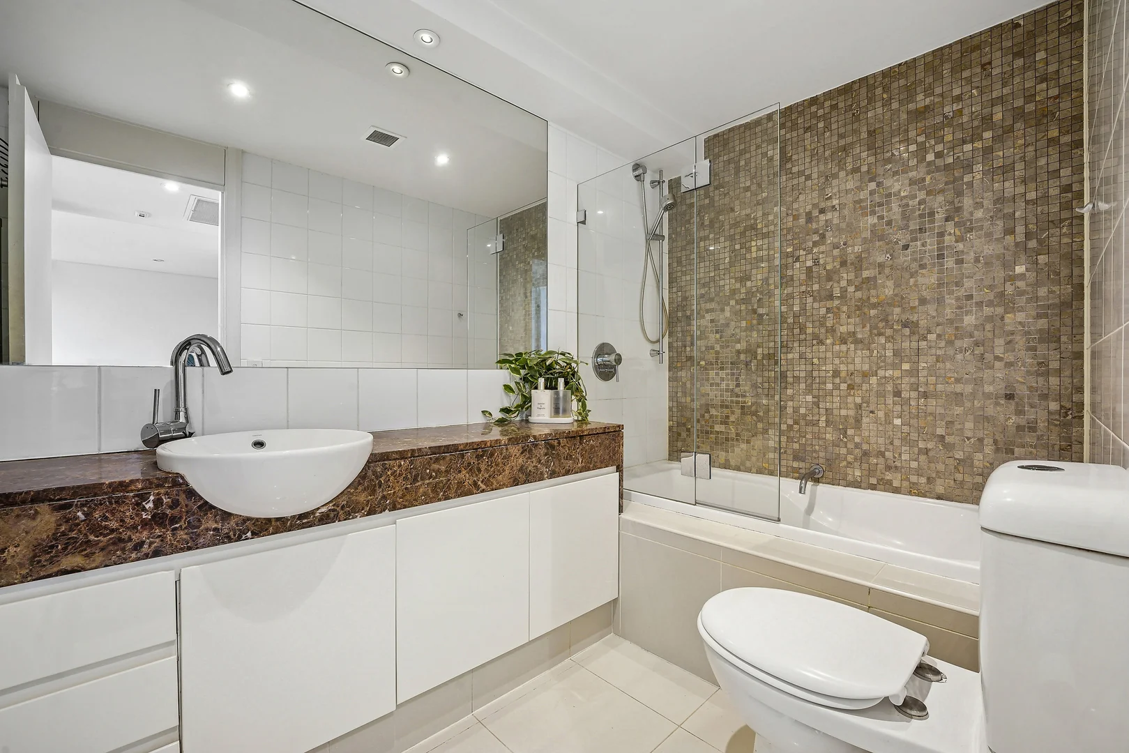 Additional image 8 of 3/694-696 Old South Head Road, Rose Bay NSW 2029