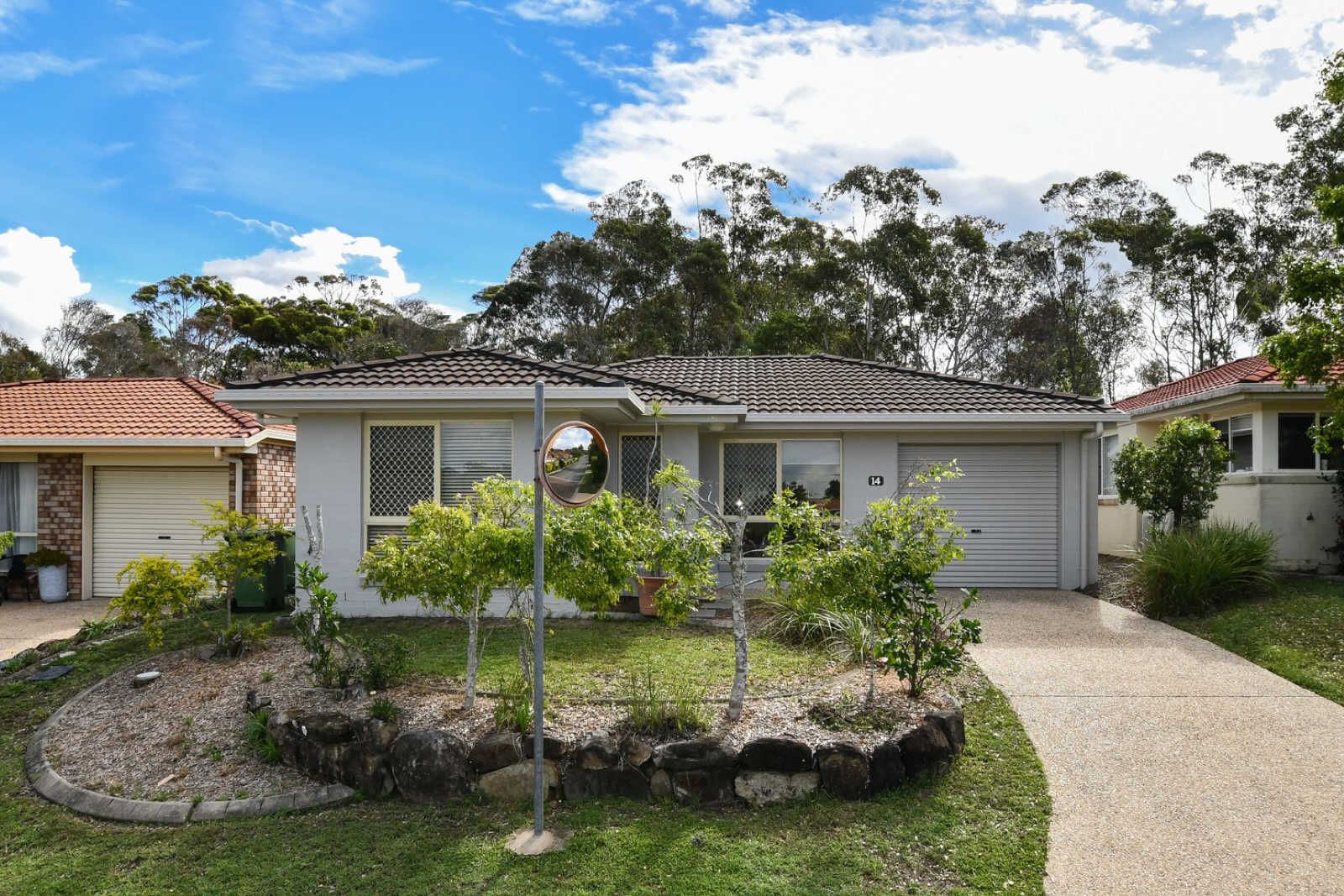 3 bedrooms Apartment / Unit / Flat in 14/90 Caloundra Rd CALOUNDRA WEST QLD, 4551