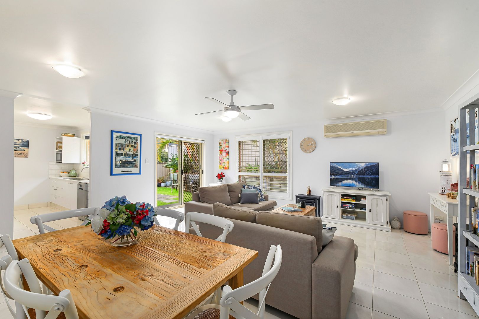 1/15 Sandpiper Place, Green Point NSW 2251, Image 2