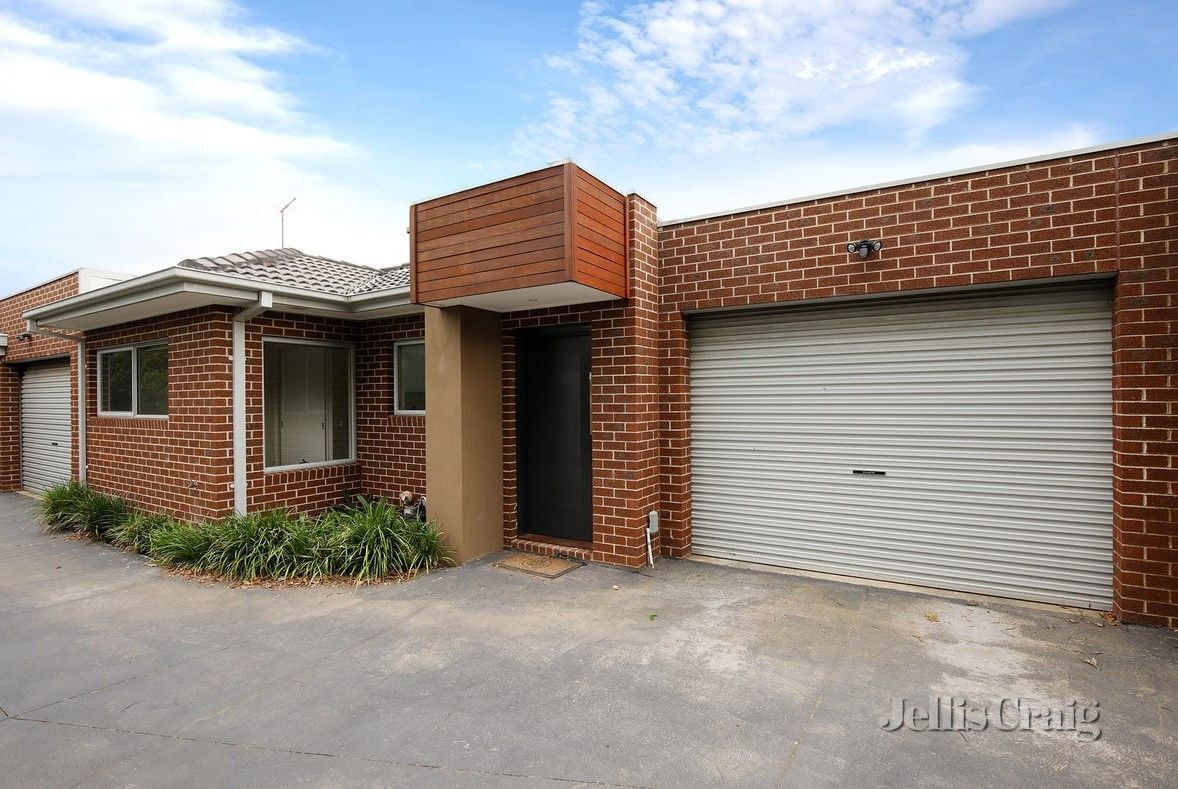 2 bedrooms Townhouse in 2/14 McEwan Road HEIDELBERG HEIGHTS VIC, 3081