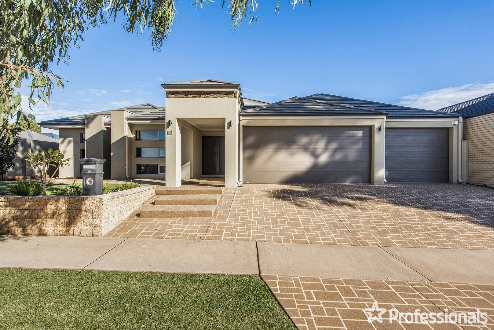 16 Kokoda Boulevard, Byford WA 6122, Image 0