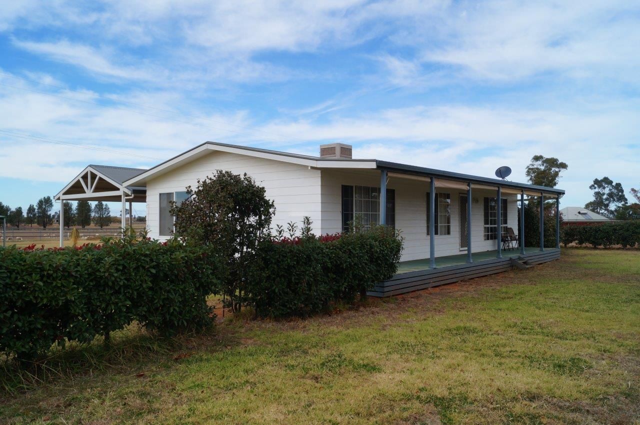 33R Dulcidene Road, Dubbo NSW 2830, Image 1