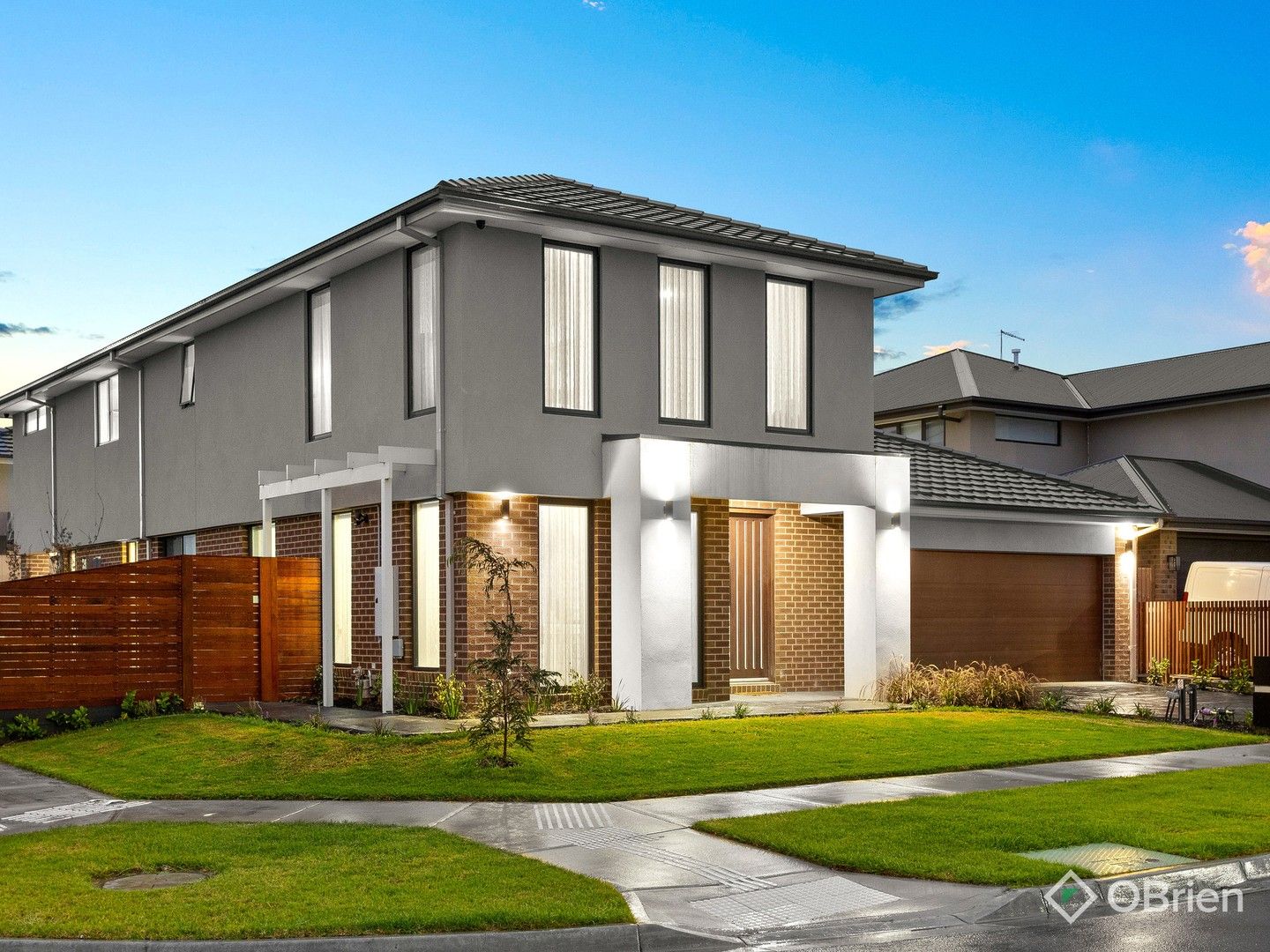 4 bedrooms House in 7 Carcoola Rise CLYDE NORTH VIC, 3978