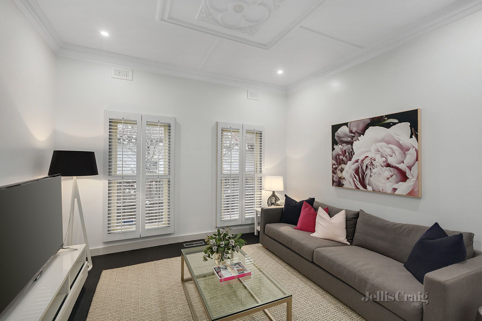 79 Middlesex Road, Surrey Hills VIC 3127, Image 2