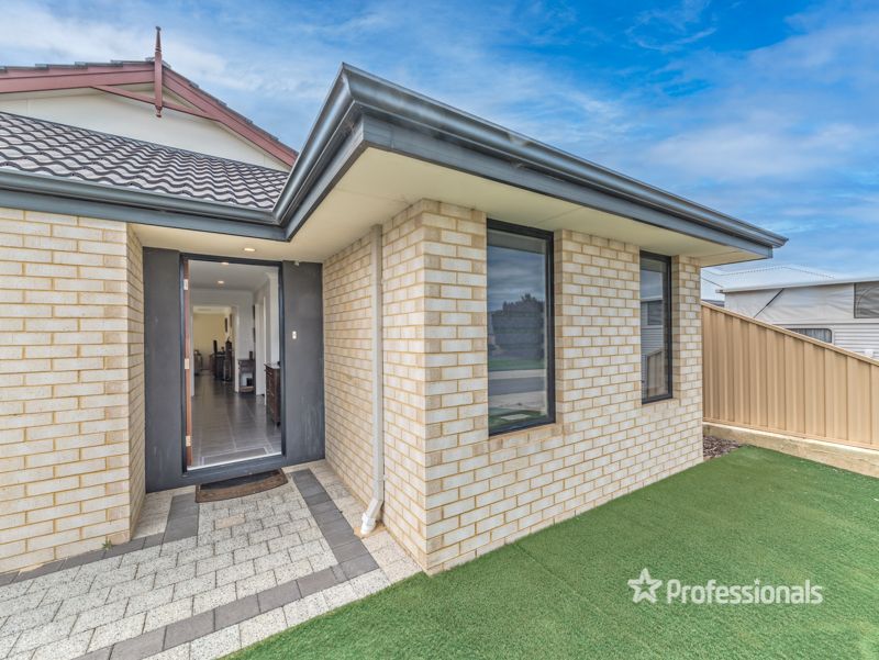 40 Fomiatti Street, Ashby WA 6065, Image 2