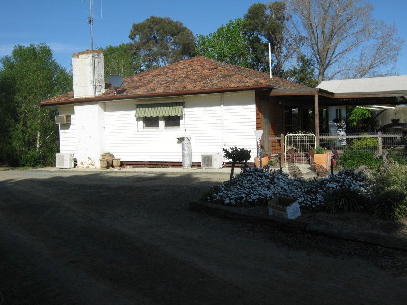 852 Singer Road, Bamawm VIC 3561, Image 2