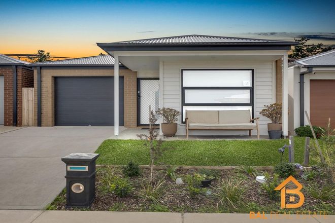 Picture of 49 Karachi Avenue, MOUNT COTTRELL VIC 3024