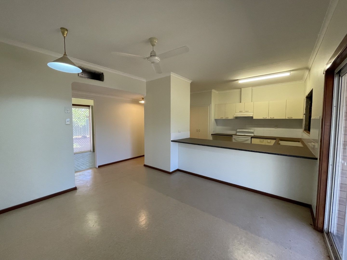 2 Lathwell Close, Nickol WA 6714, Image 1