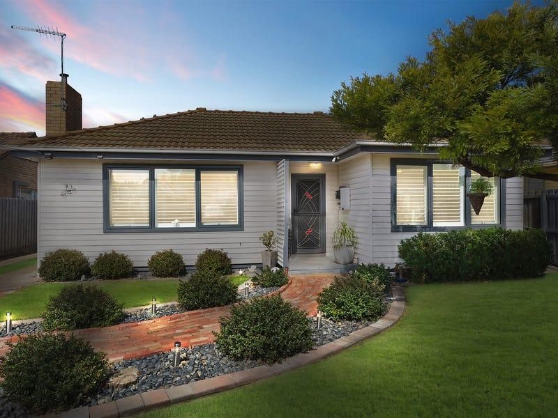 10 Myrtle Grove, North Shore VIC 3214 House For Rent Domain