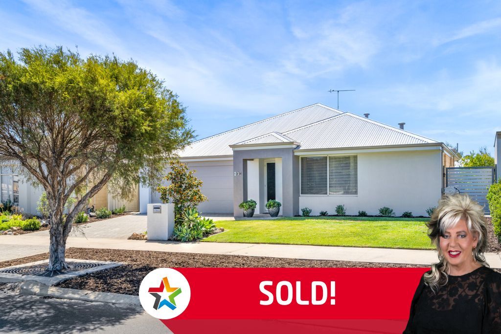 204 Dunsborough Lakes Drive, Dunsboroug Property History & Address