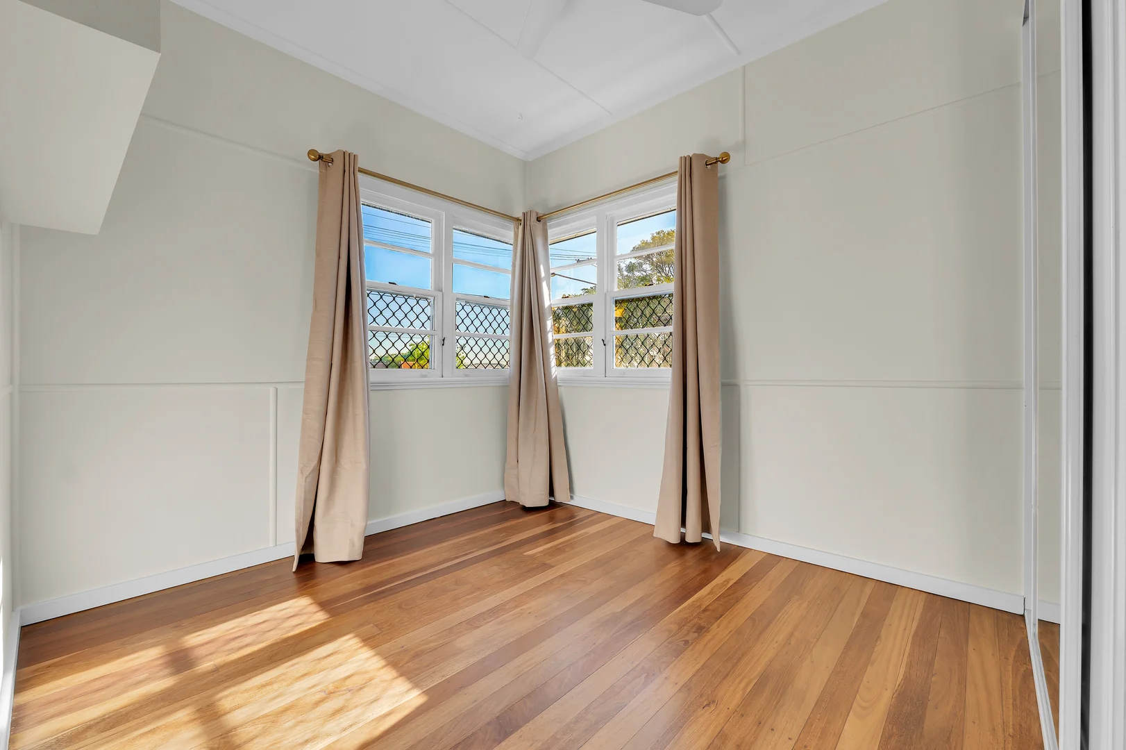 Additional image 6 of 107 Oateson Skyline Drive, Seven Hills QLD 4170