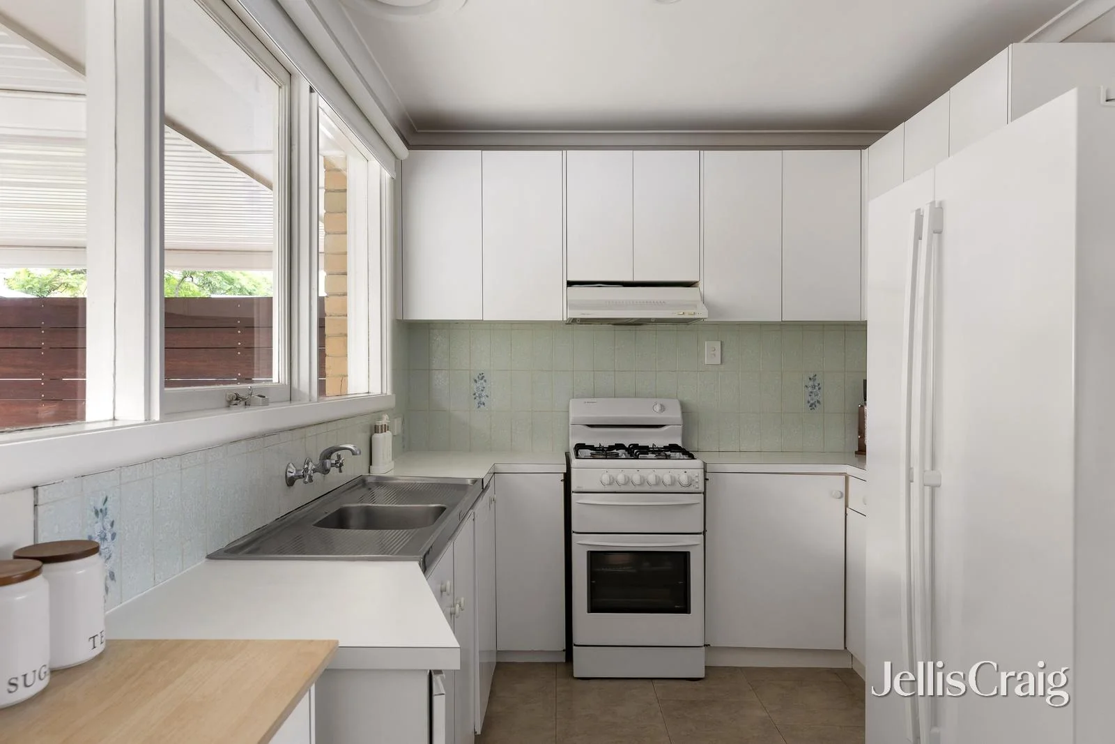 Additional image 4 of 24 Warren Road, Viewbank VIC 3084