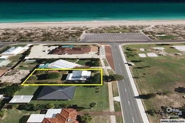 5 Madora Beach Road, MADORA BAY WA 6210, Image 1