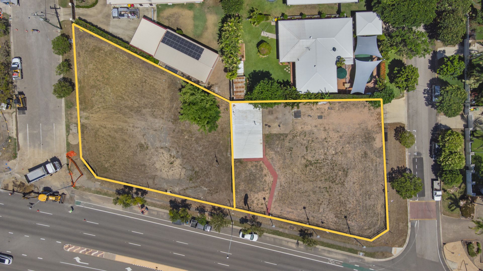 177 Charters Towers Road, Hyde Park QLD 4812 Domain