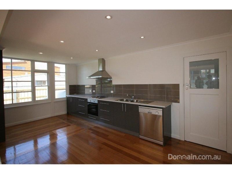 8 Cremorne Avenue, CREMORNE TAS 7024, Image 2