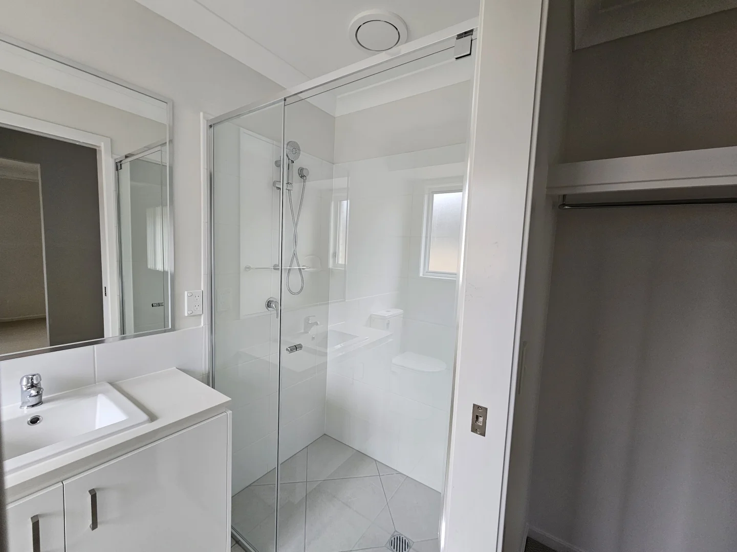 Additional image 5 of 8 Duke Road, Logan Reserve QLD 4133