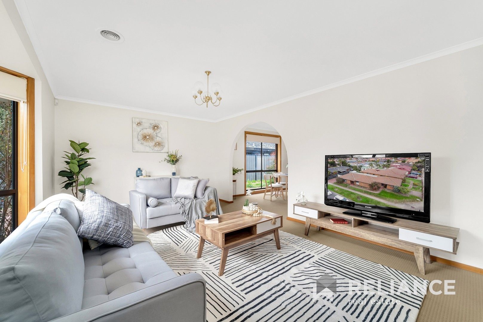 3 bedrooms House in 112 Morris Road HOPPERS CROSSING VIC, 3029