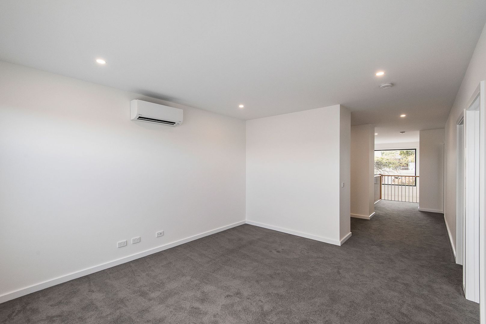 2/6 Elm Grove, Parkdale VIC 3195, Image 2